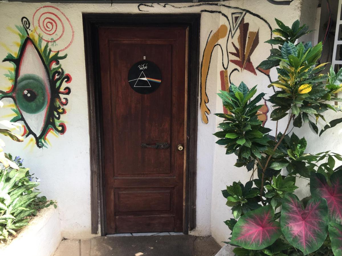 Pura Vida Hostel Tamarindo Buitenkant foto